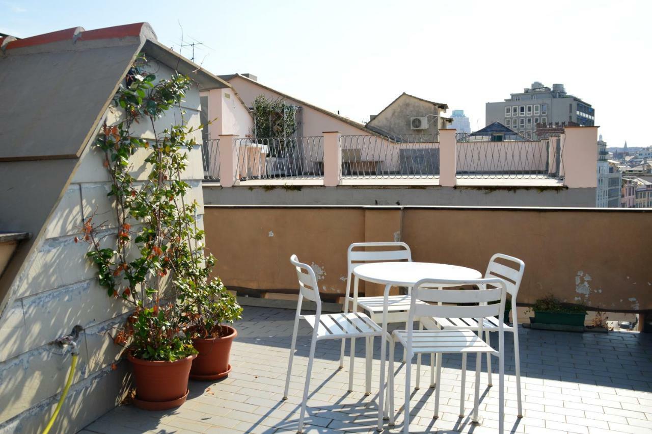 Sunflower Apartment With Private Terrace And Lift Генуя Экстерьер фото